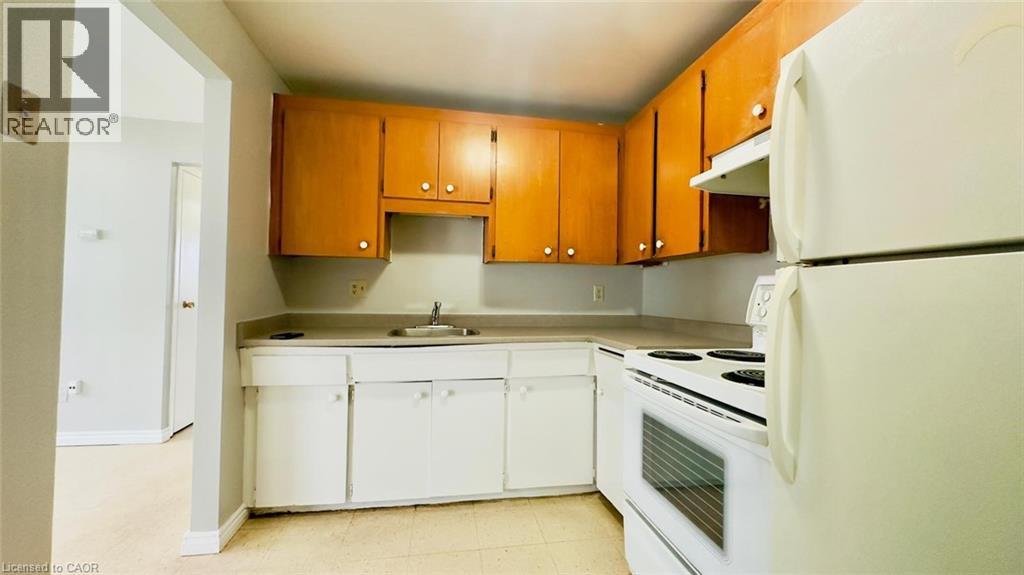 76 Brybeck Crescent Unit# 104, Kitchener, Ontario  N2M 2C6 - Photo 8 - 40808510