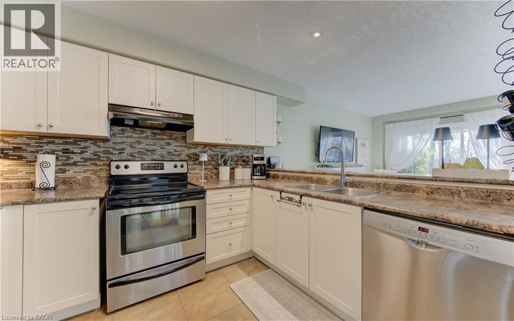 105 Pinnacle Drive Unit# 10, Kitchener, Ontario  N2P 1B8 - Photo 8 - 40806877