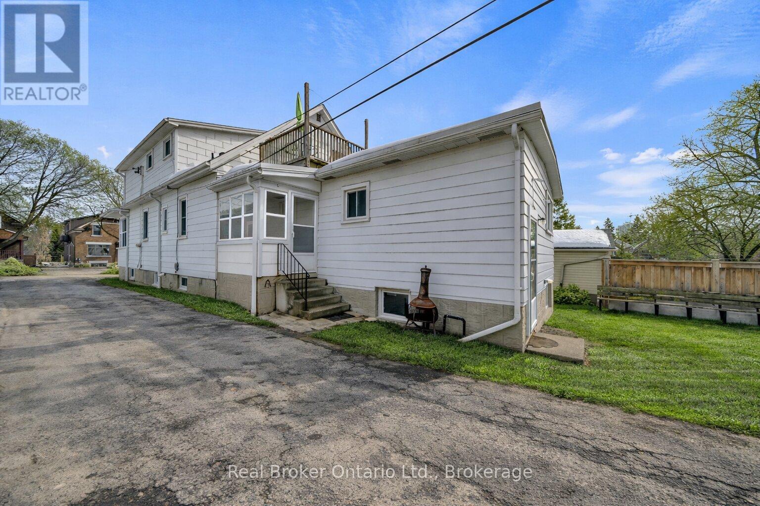 141 Samuel Street, Kitchener, Ontario  N2H 1P9 - Photo 37 - X12851240