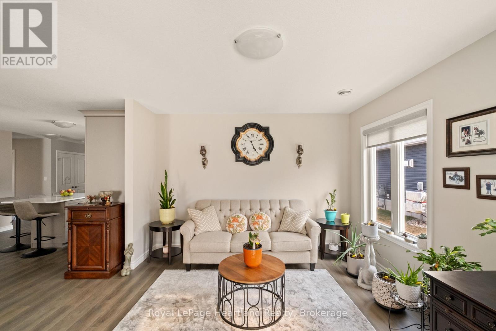 140 Lake Breeze Drive, Ashfield-Colborne-Wawanosh, Ontario  N7A 0C6 - Photo 16 - X12852846