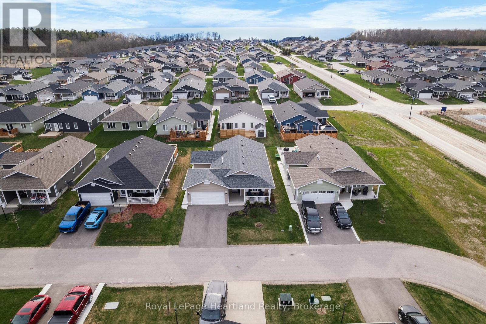 140 Lake Breeze Drive, Ashfield-Colborne-Wawanosh, Ontario  N7A 0C6 - Photo 5 - X12852846