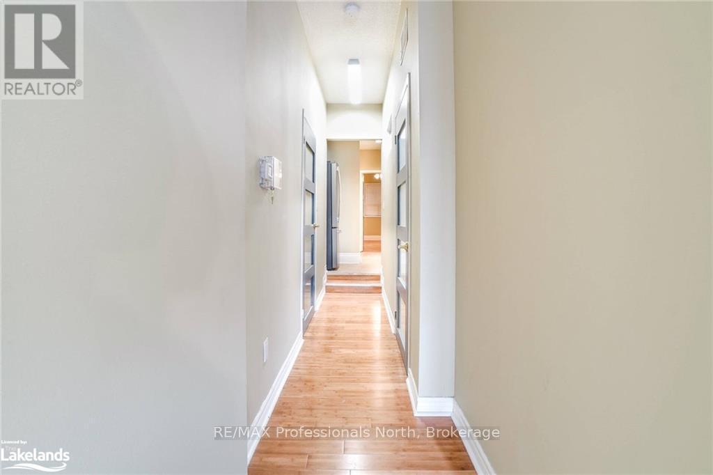 214 Gerrard Street E, Toronto, Ontario  M5A 2E6 - Photo 5 - C12853706