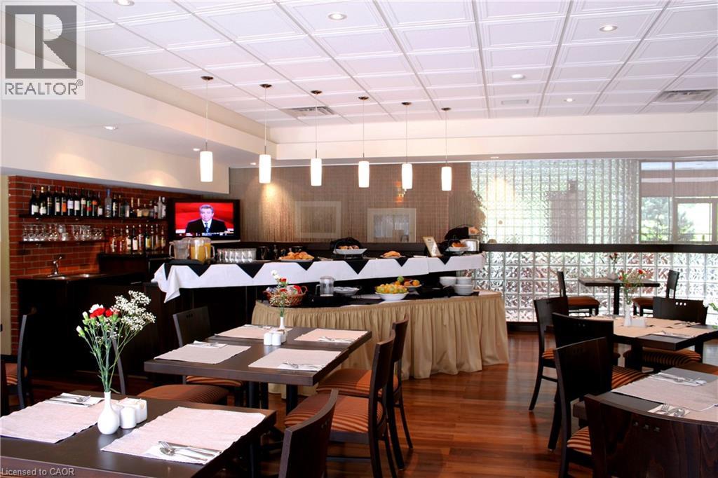 649 Main Street W, Hamilton, Ontario  L8S 1A2 - Photo 3 - 40810235