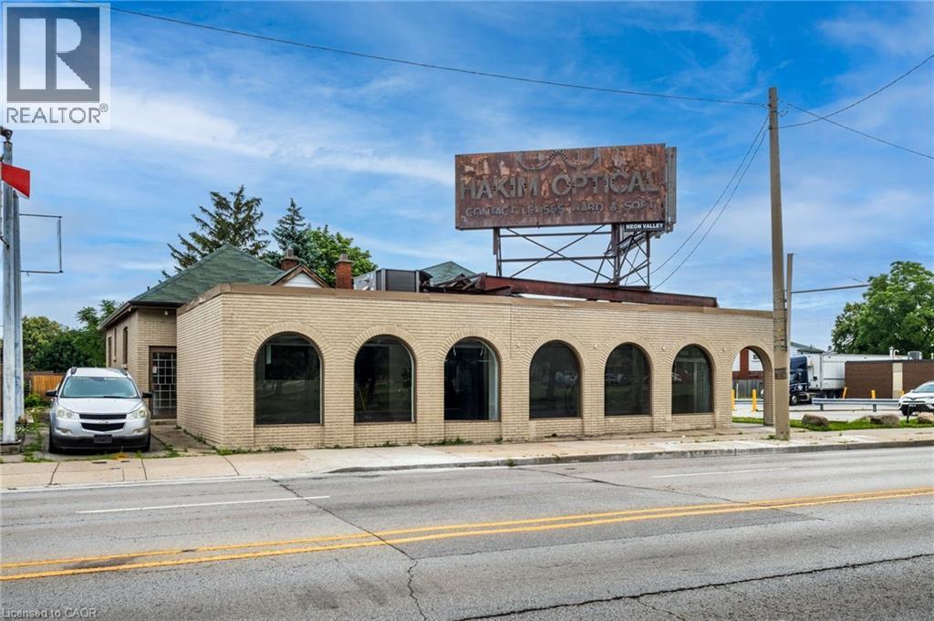 1583 MAIN Street E, Hamilton, Ontario