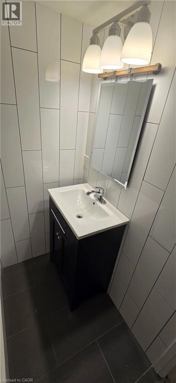 240 Chapel Street Unit# Lower, Kitchener, Ontario  N2H 2V2 - Photo 6 - 40809278