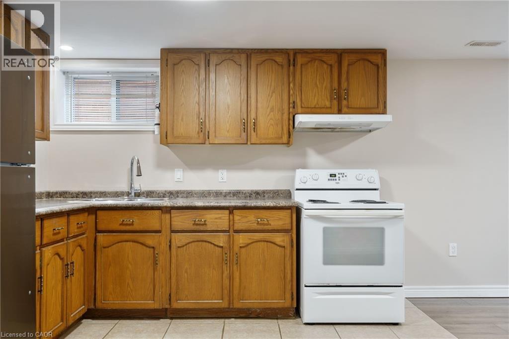 271 Mohawk Road W Unit# 2, Hamilton, Ontario  L9C 1W2 - Photo 13 - 40810310