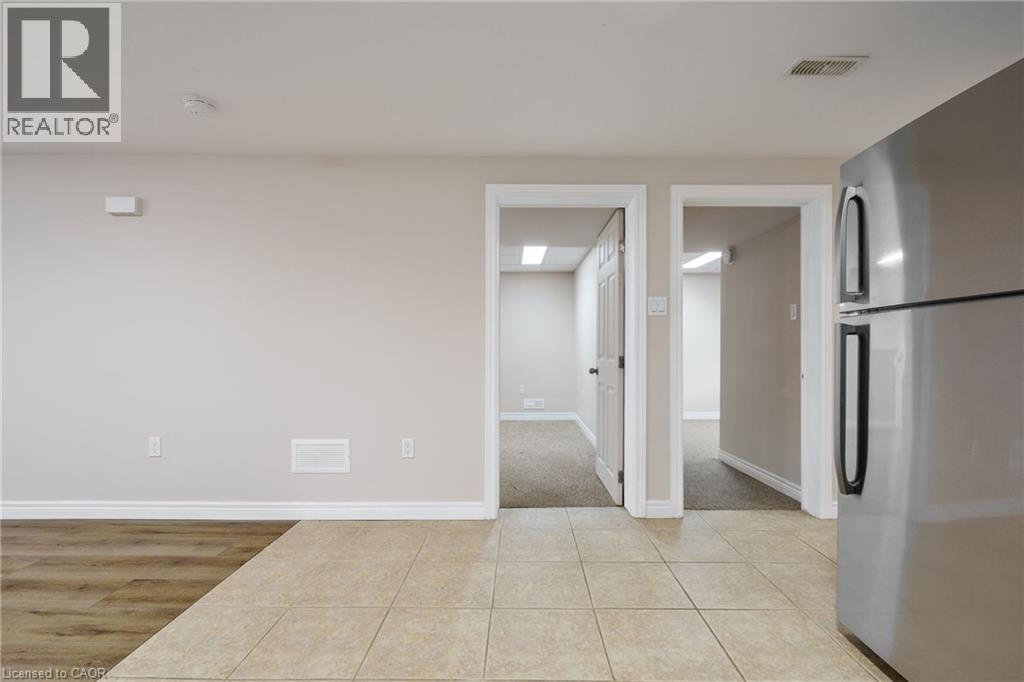 271 Mohawk Road W Unit# 2, Hamilton, Ontario  L9C 1W2 - Photo 16 - 40810310