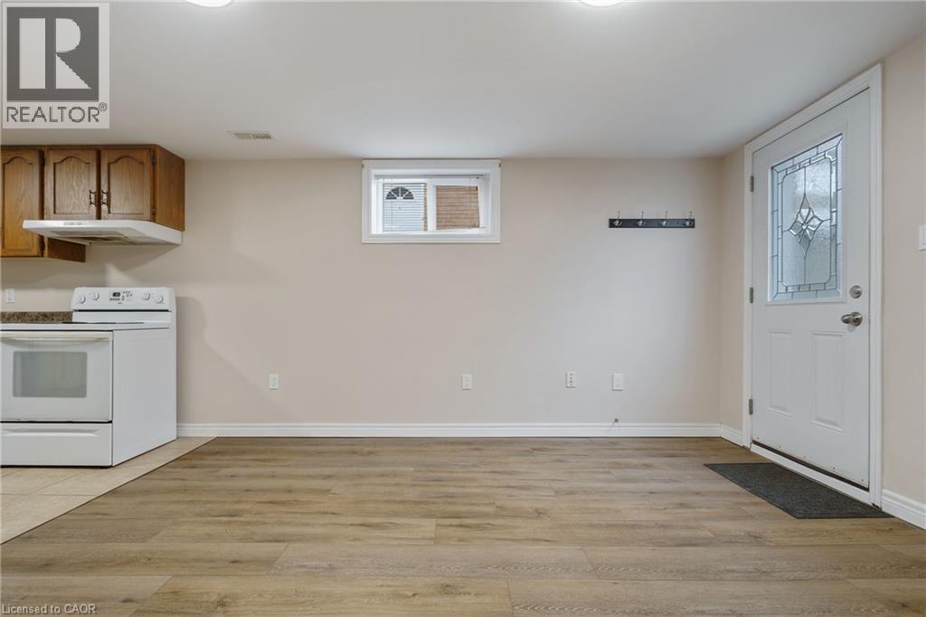 271 Mohawk Road W Unit# 2, Hamilton, Ontario  L9C 1W2 - Photo 6 - 40810310