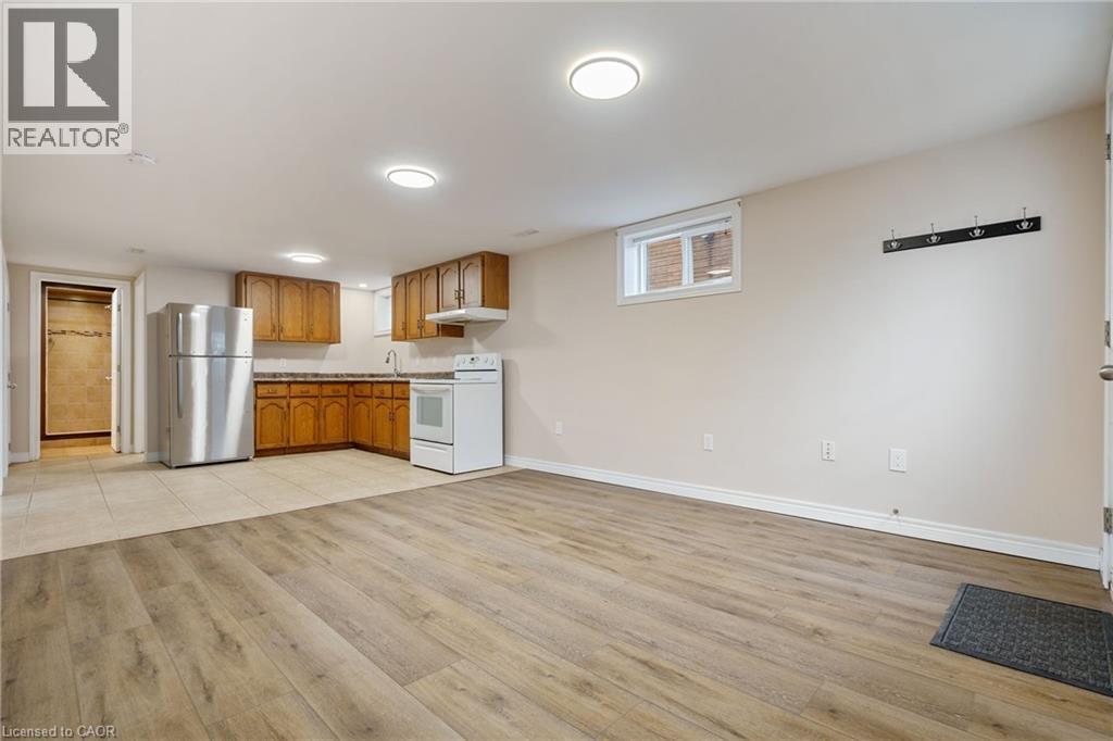 271 Mohawk Road W Unit# 2, Hamilton, Ontario  L9C 1W2 - Photo 9 - 40810310