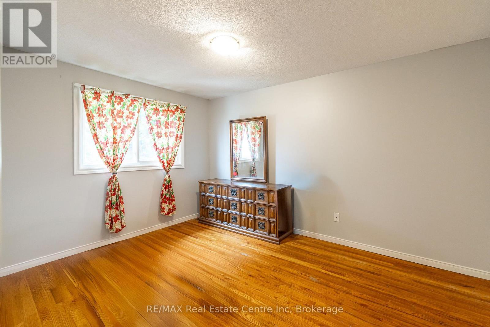 74 - 129 Victoria Road N, Guelph, Ontario  N1E 6V4 - Photo 29 - X12855540