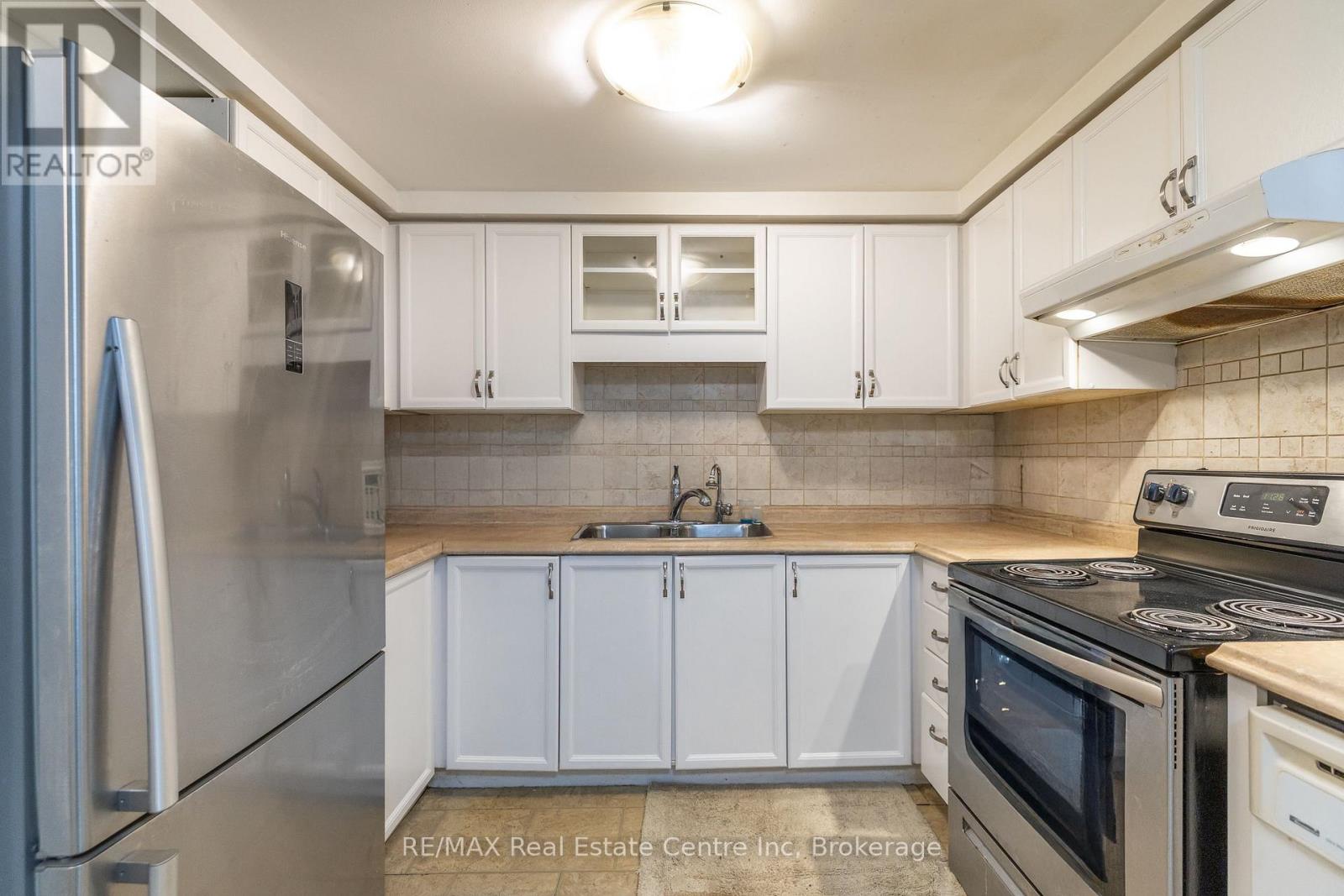 74 - 129 Victoria Road N, Guelph, Ontario  N1E 6V4 - Photo 9 - X12855540