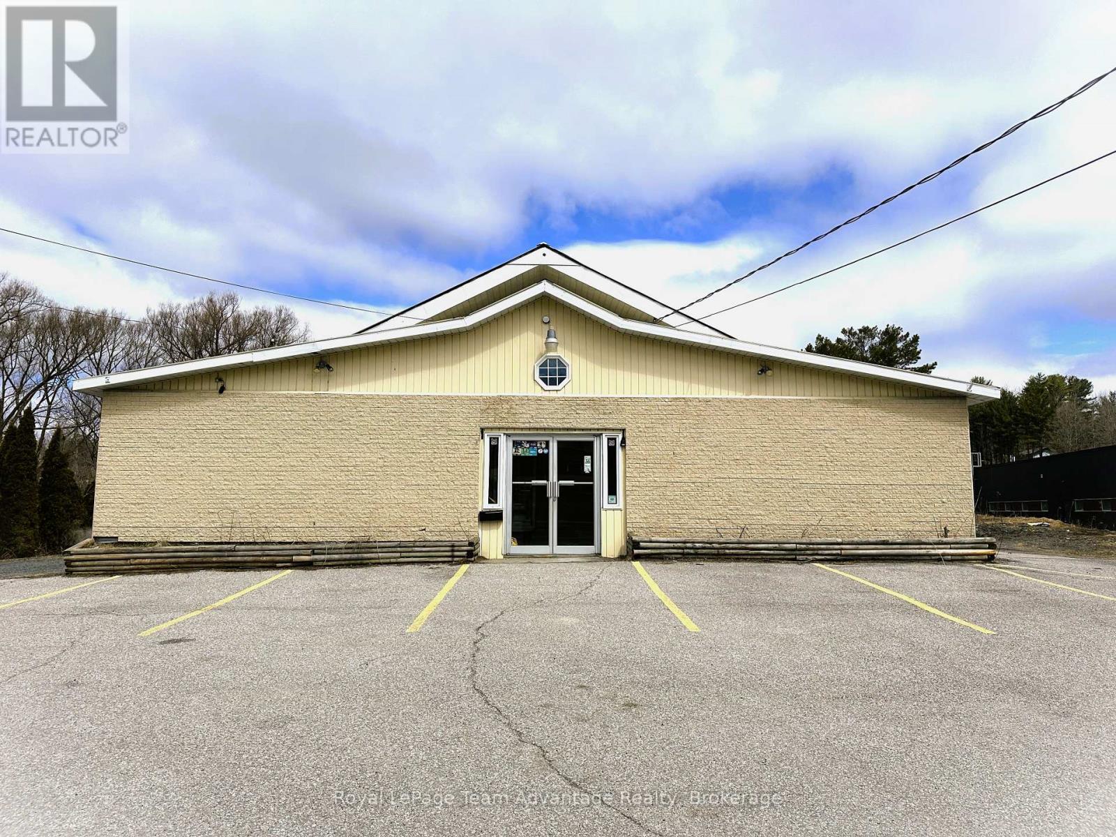 58 Bowes Street, Parry Sound, Ontario  P2A 2L3 - Photo 4 - X12855970