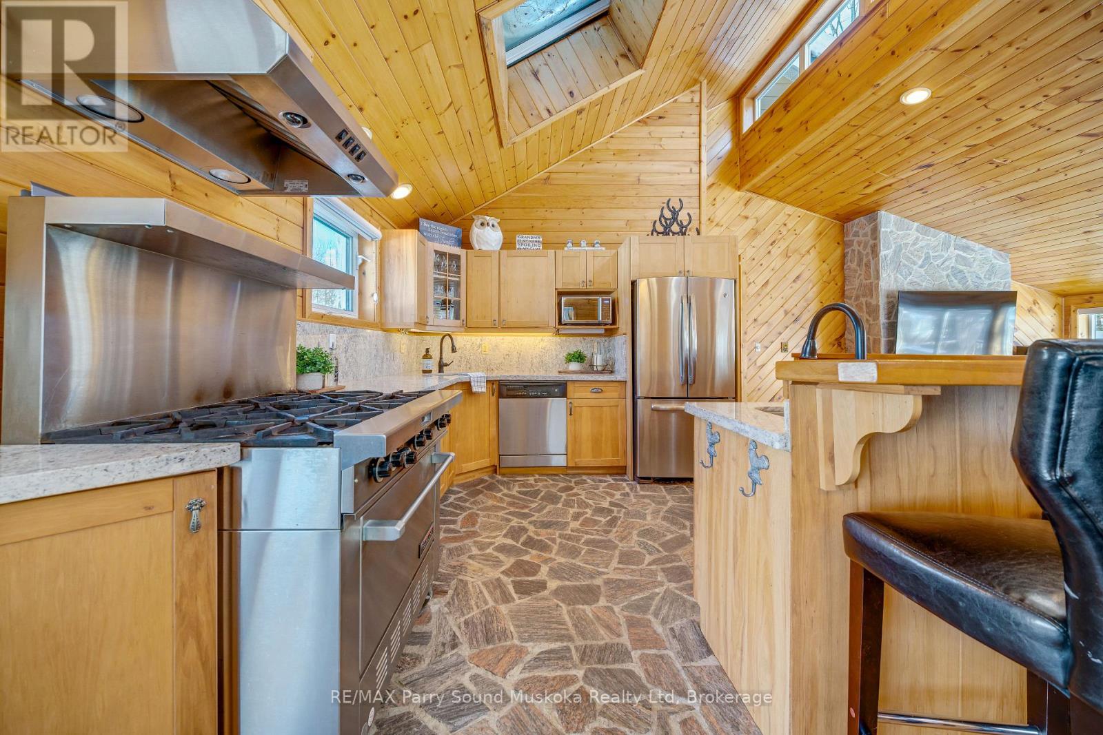 587 Centre Road, Mckellar, Ontario  P2A 0B4 - Photo 16 - X12857064