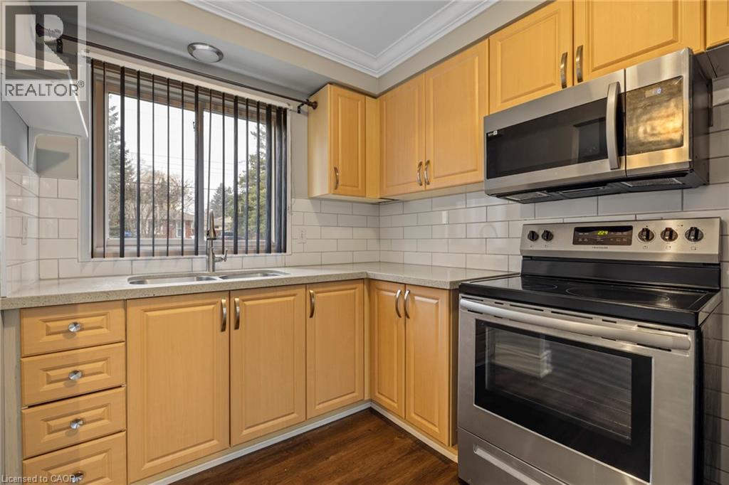 107 Horning Drive, Hamilton, Ontario  L9C 6L2 - Photo 38 - 40810434