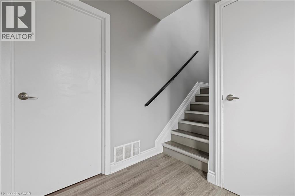 107 Horning Drive, Hamilton, Ontario  L9C 6L2 - Photo 48 - 40810440