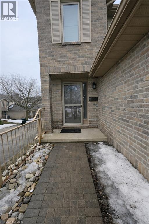 268 Blackhorne Drive, Kitchener, Ontario  N2E 1Z4 - Photo 2 - 40810416