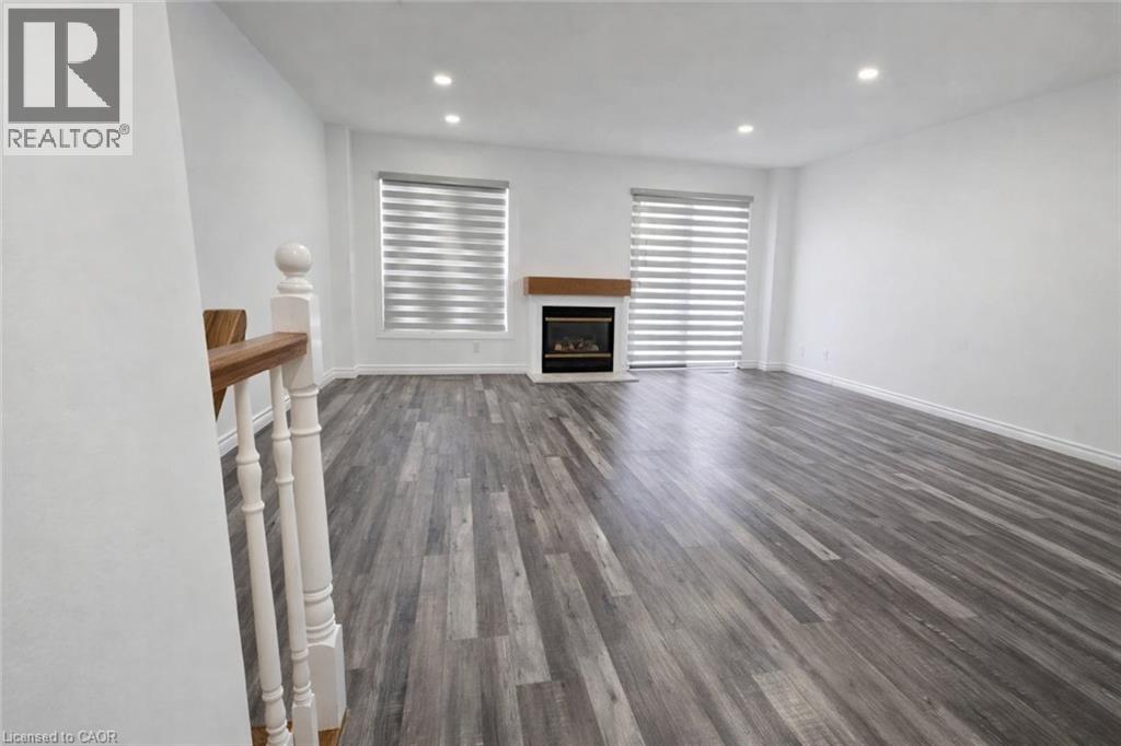 268 Blackhorne Drive, Kitchener, Ontario  N2E 1Z4 - Photo 4 - 40810416