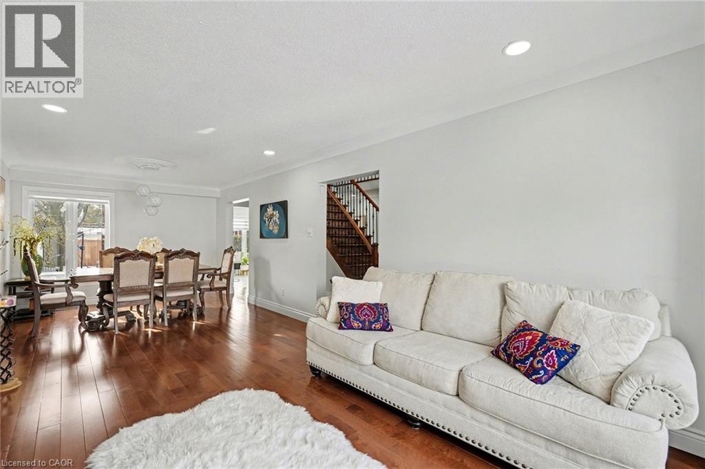 106 Knudson Drive, Kanata, Ontario  K2K 2L5 - Photo 11 - 40810418