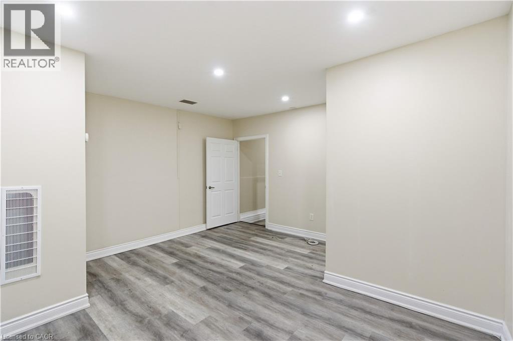 728 Main Street E, Hamilton, Ontario  L8M 1K9 - Photo 17 - 40806044