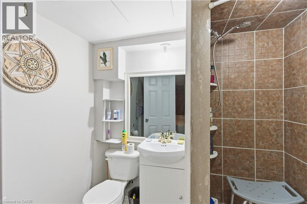 728 Main Street E, Hamilton, Ontario  L8M 1K9 - Photo 22 - 40806044