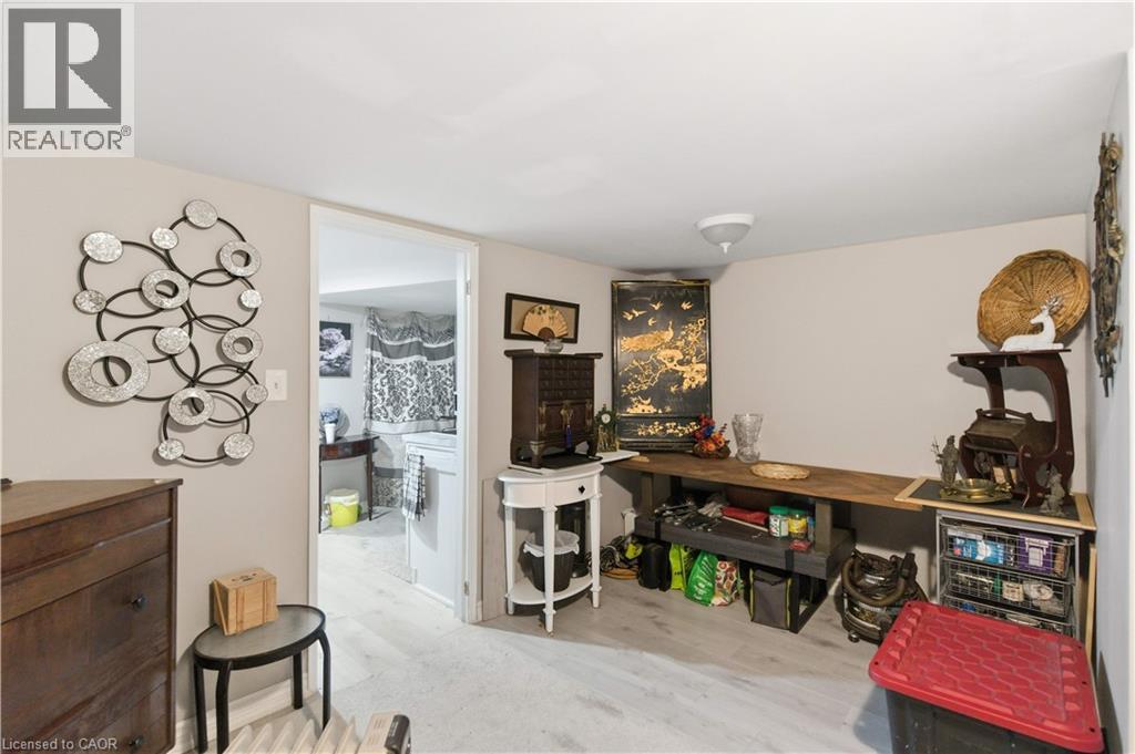 728 Main Street E, Hamilton, Ontario  L8M 1K9 - Photo 23 - 40806044