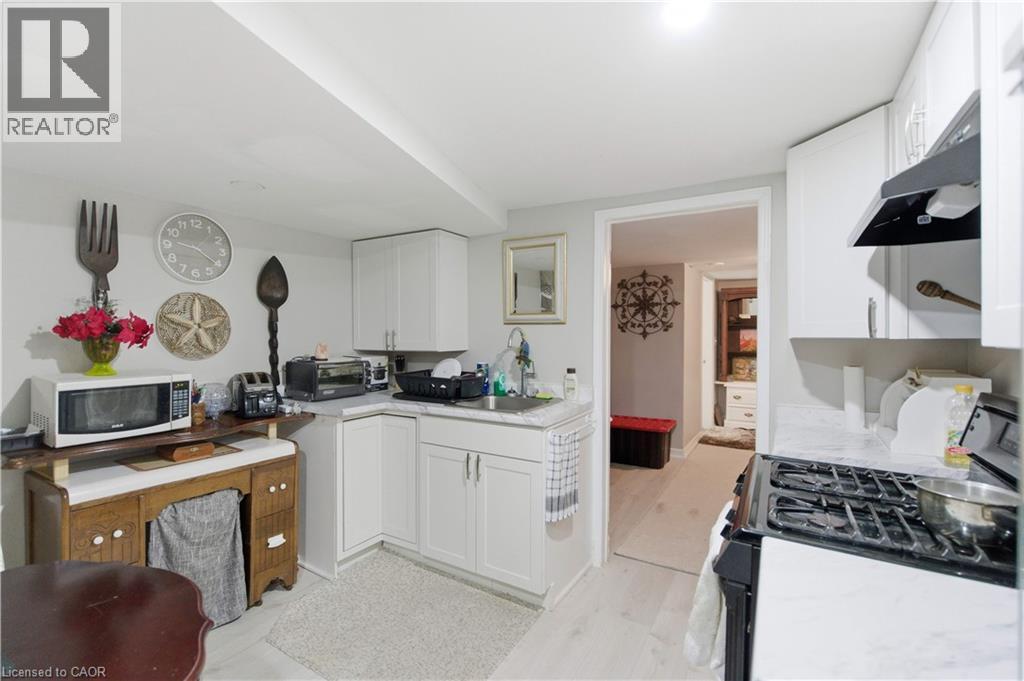 728 Main Street E, Hamilton, Ontario  L8M 1K9 - Photo 24 - 40806044