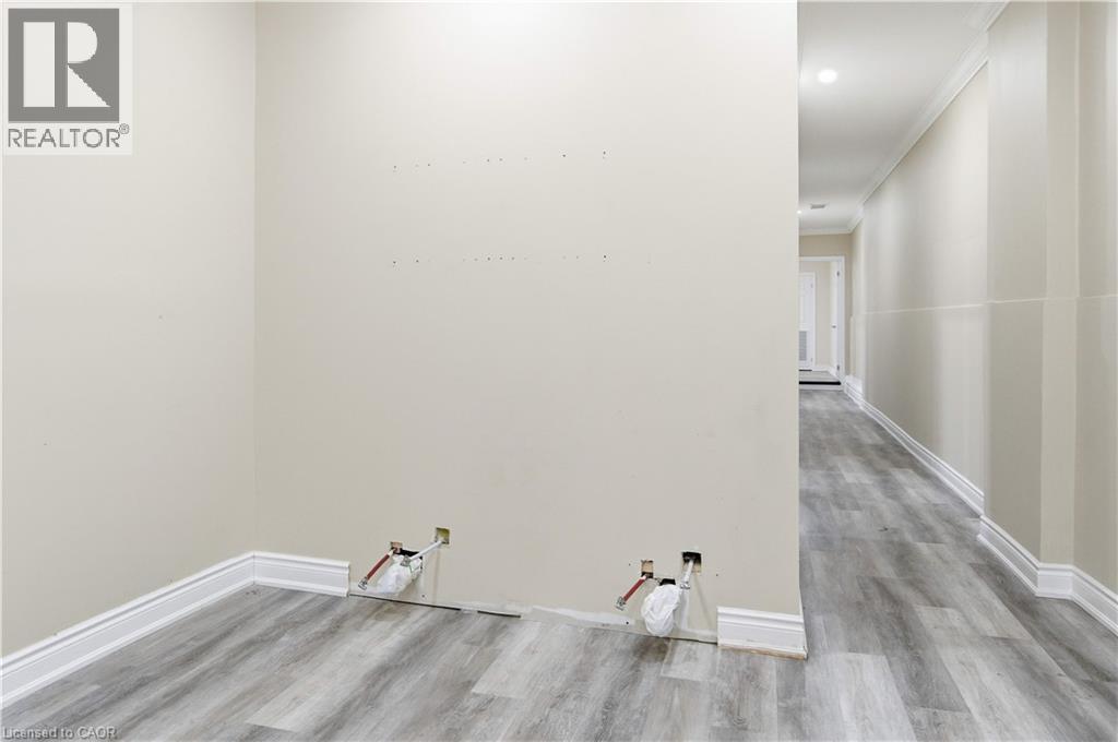 728 Main Street E, Hamilton, Ontario  L8M 1K9 - Photo 8 - 40806044