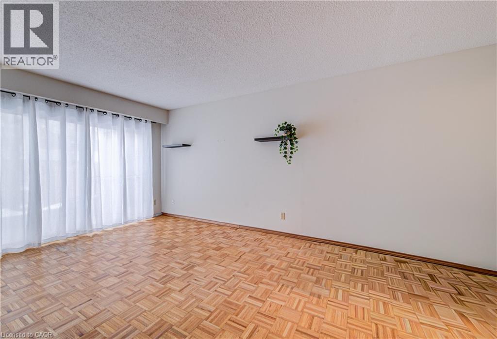 46 Cedarwoods Crescent Unit# 6, Kitchener, Ontario  N2C 2L7 - Photo 5 - 40810275