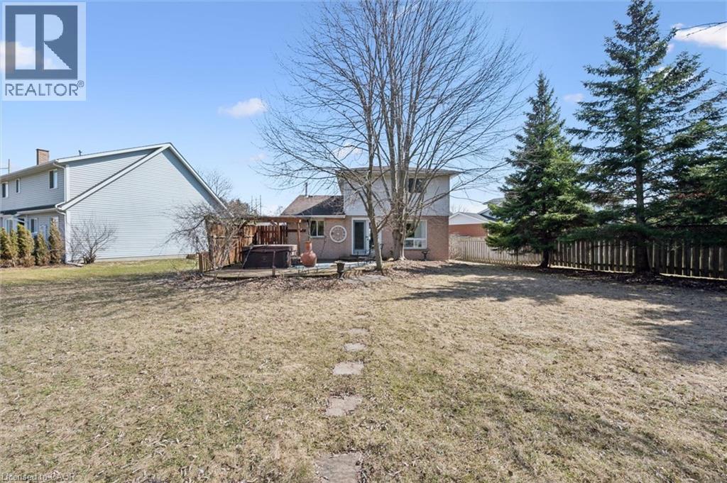 98 Old Maple Lane, Kitchener, Ontario  N2N 3B3 - Photo 47 - 40810523