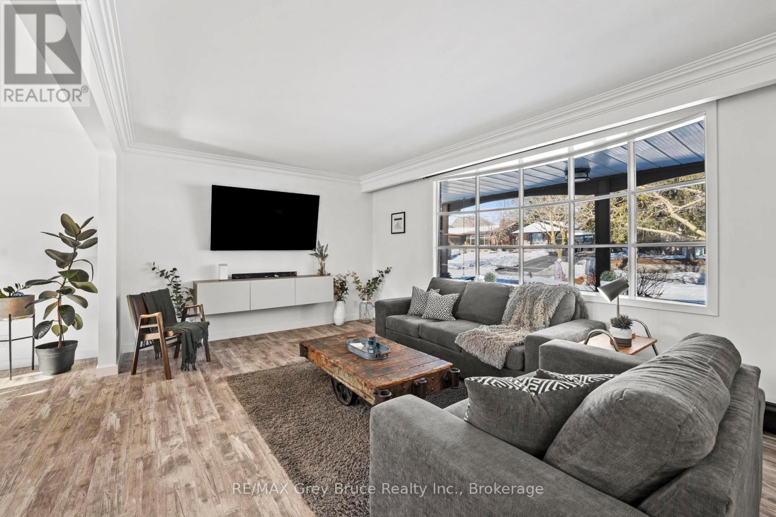 74 Inwood Crescent, Kitchener, Ontario  N2M 2M1 - Photo 12 - X12860246