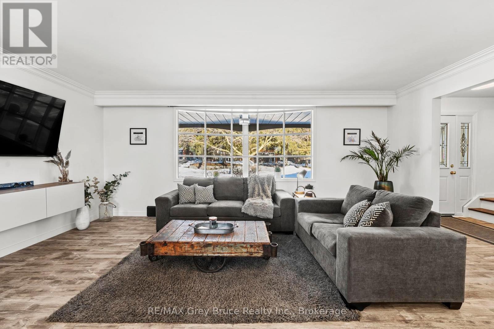 74 Inwood Crescent, Kitchener, Ontario  N2M 2M1 - Photo 13 - X12860246