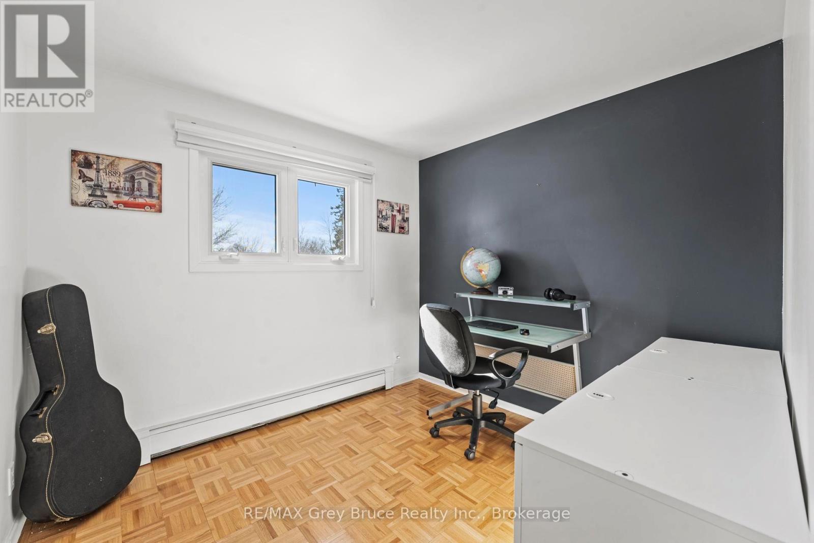 74 Inwood Crescent, Kitchener, Ontario  N2M 2M1 - Photo 22 - X12860246