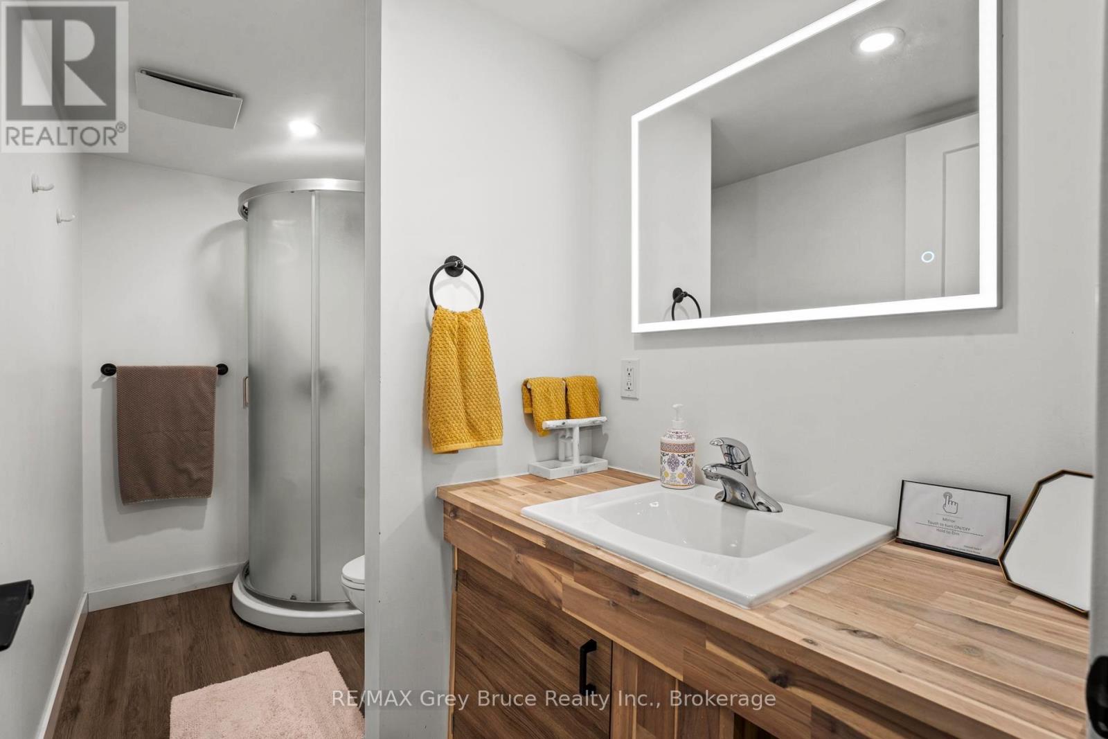 74 Inwood Crescent, Kitchener, Ontario  N2M 2M1 - Photo 39 - X12860246