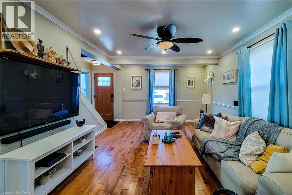 54 Eighth Avenue, Brantford, Ontario  N3S 1C3 - Photo 11 - 40810664