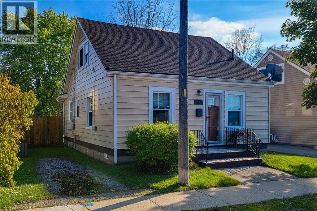 54 Eighth Avenue, Brantford, Ontario  N3S 1C3 - Photo 3 - 40810664