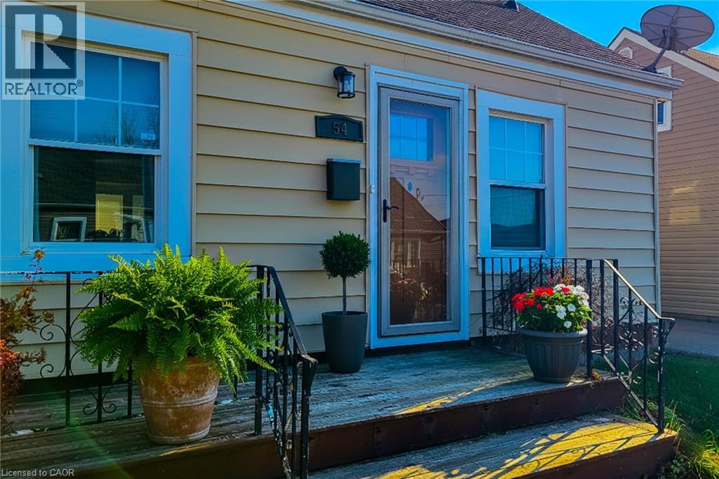 54 Eighth Avenue, Brantford, Ontario  N3S 1C3 - Photo 9 - 40810664