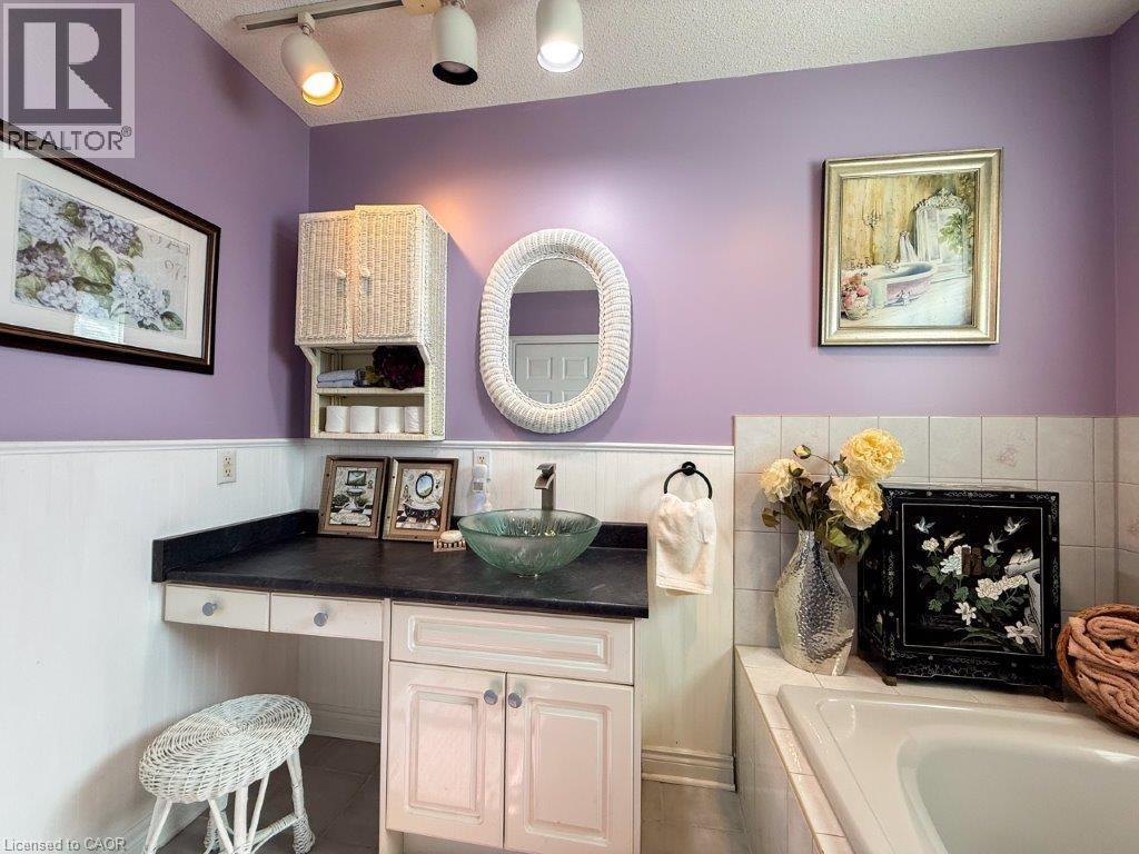 2 Sunset Drive, Peacock Point, Ontario  N0A 1L0 - Photo 33 - 40810305