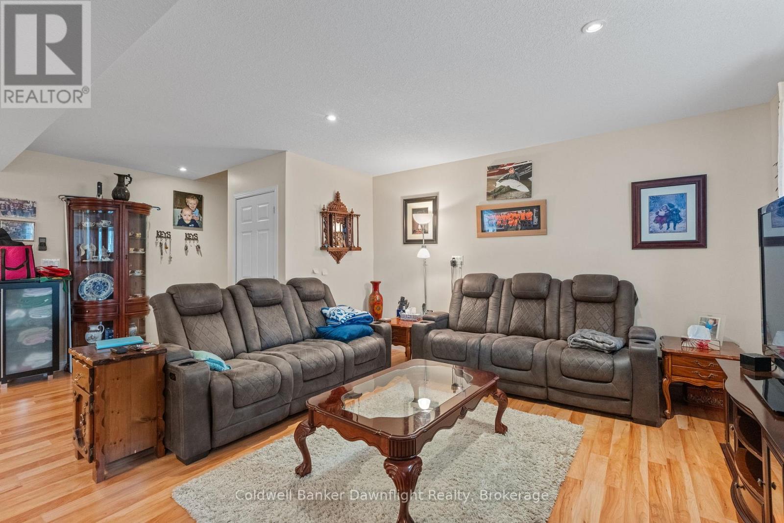 117 Mill Street, North Middlesex, Ontario  N0M 2K0 - Photo 28 - X12861366