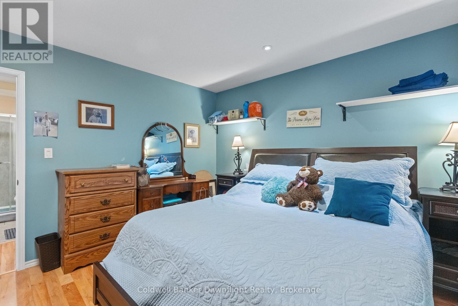 117 Mill Street, North Middlesex, Ontario  N0M 2K0 - Photo 35 - X12861366