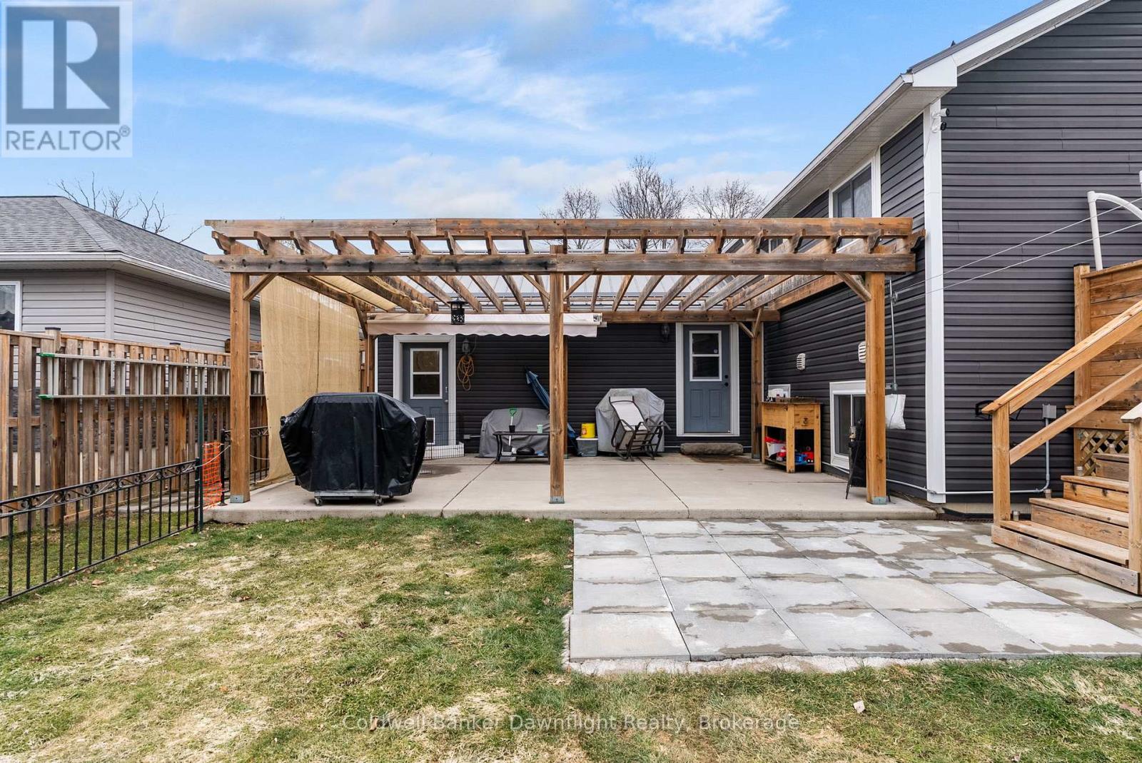 117 Mill Street, North Middlesex, Ontario  N0M 2K0 - Photo 38 - X12861366