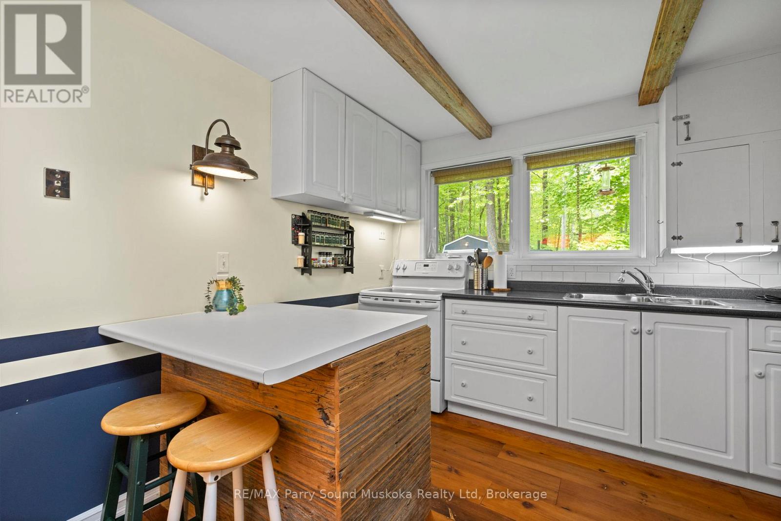 131 Downes Road, Seguin, Ontario  P2A 2W8 - Photo 17 - X12861672