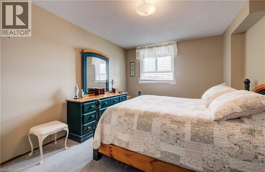 225 Harvard Place Unit# 911, Waterloo, Ontario  N2J 4H4 - Photo 13 - 40806679