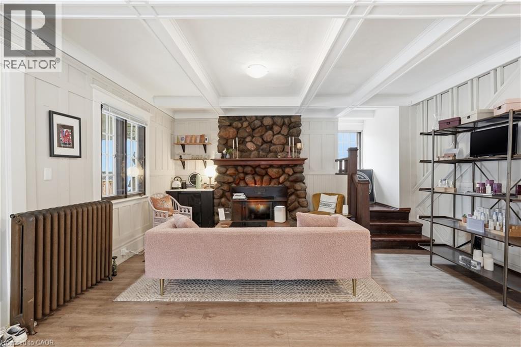 89 Main Street E, Grimsby, Ontario  L3M 1N6 - Photo 8 - 40809667