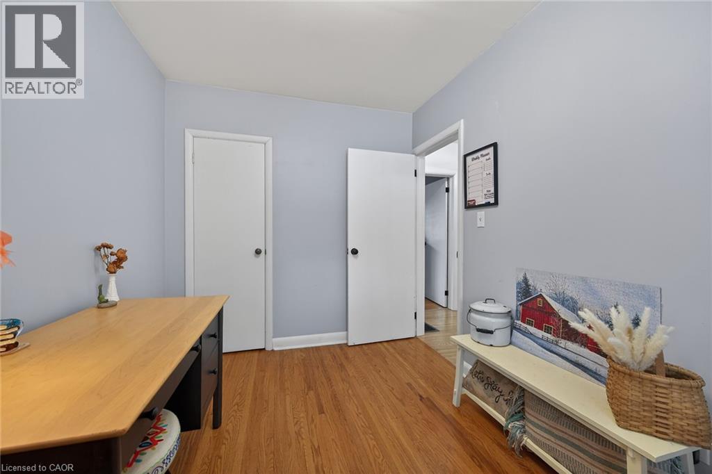 248 Seneca Avenue, Hamilton, Ontario  L9B 1M4 - Photo 20 - 40810762