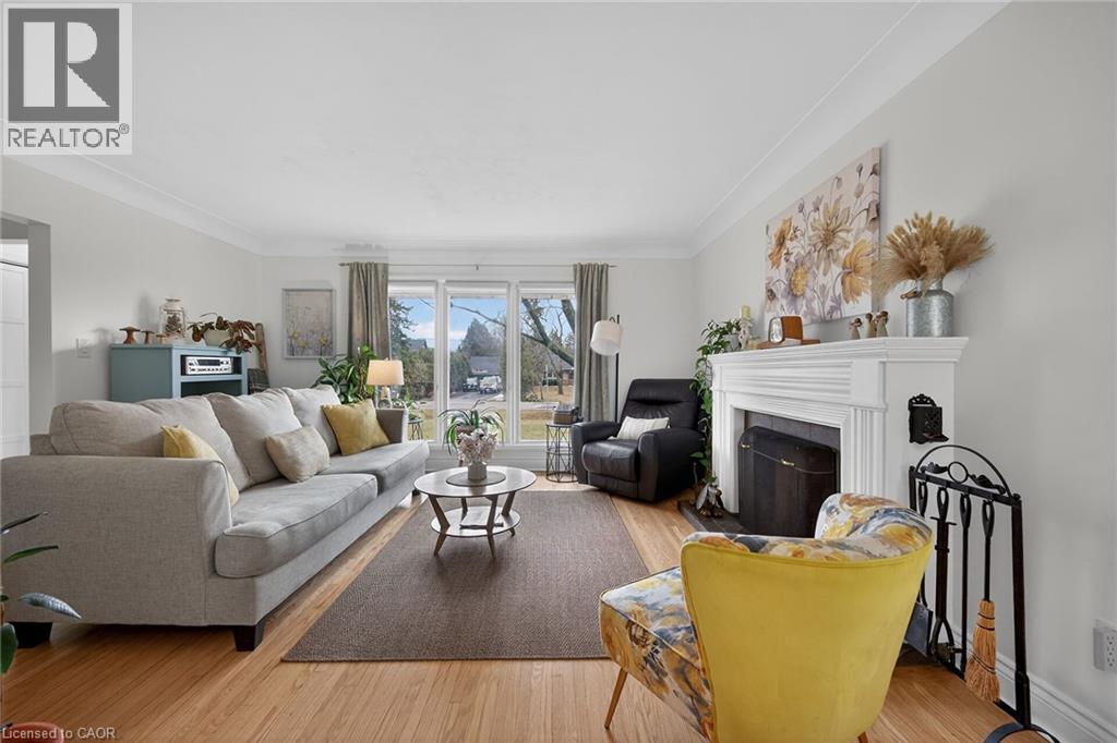 248 Seneca Avenue, Hamilton, Ontario  L9B 1M4 - Photo 6 - 40810762