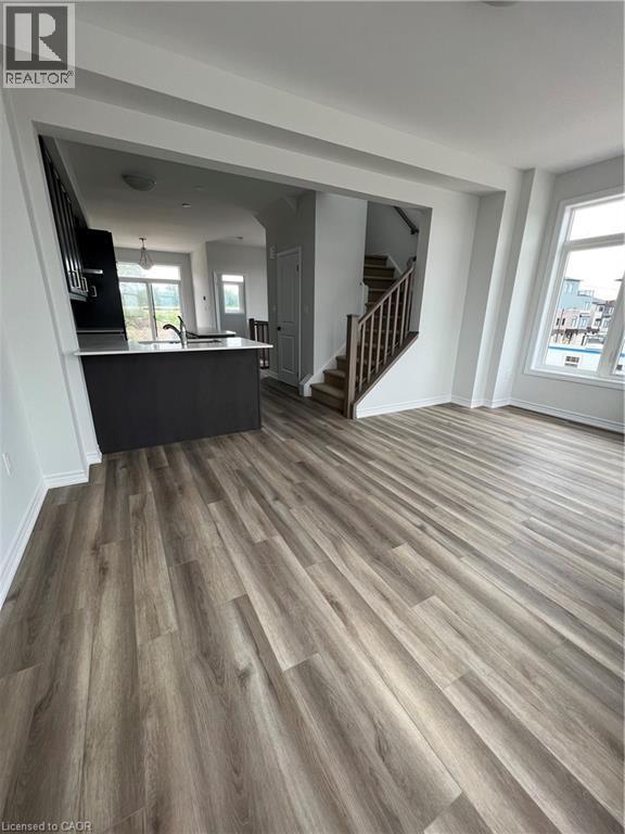 290 Equestrian Way Unit# 1, Cambridge, Ontario  N3E 0E7 - Photo 4 - 40810823