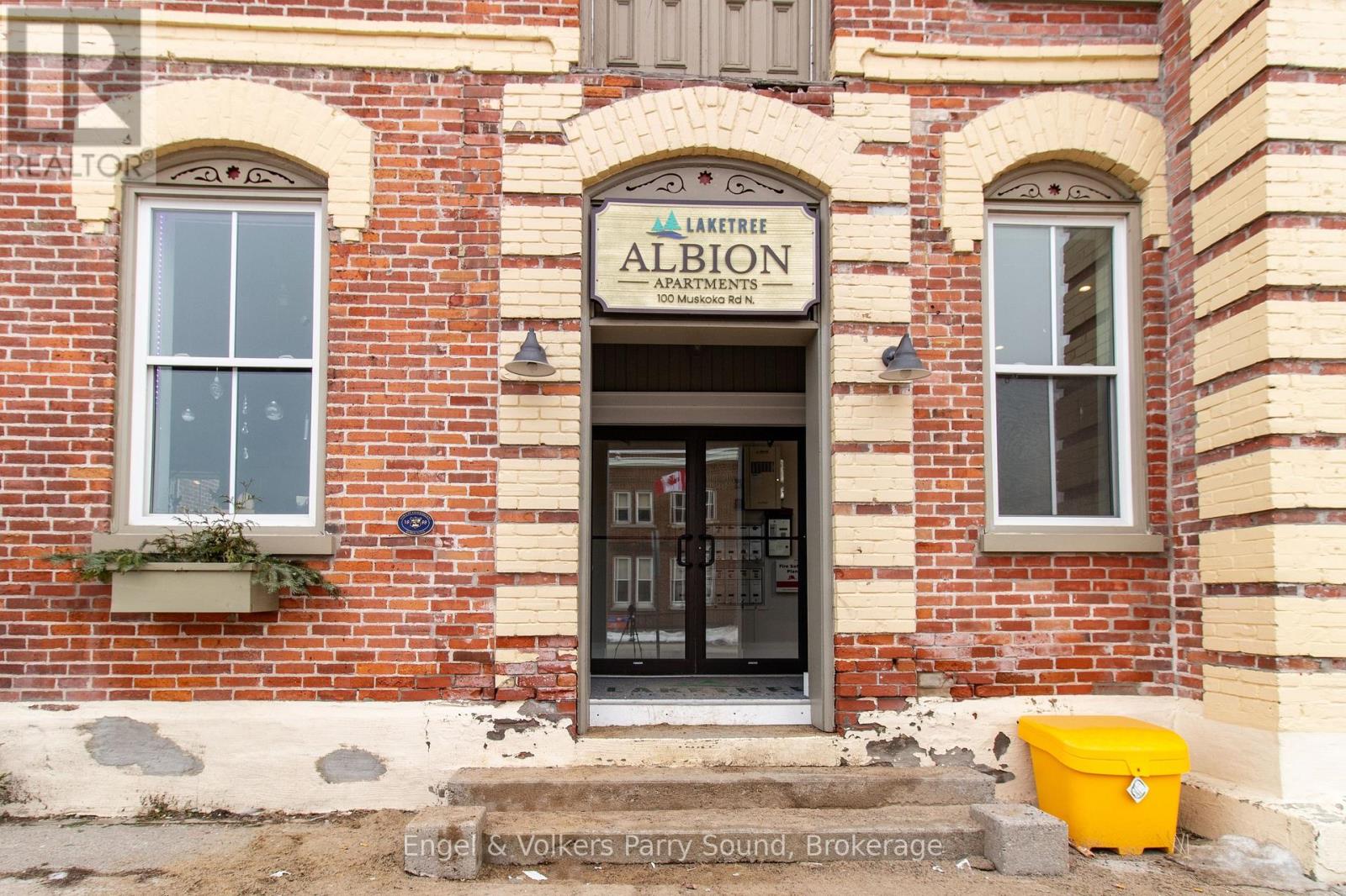 37 - 100 MUSKOKA ROAD N, Gravenhurst, Ontario