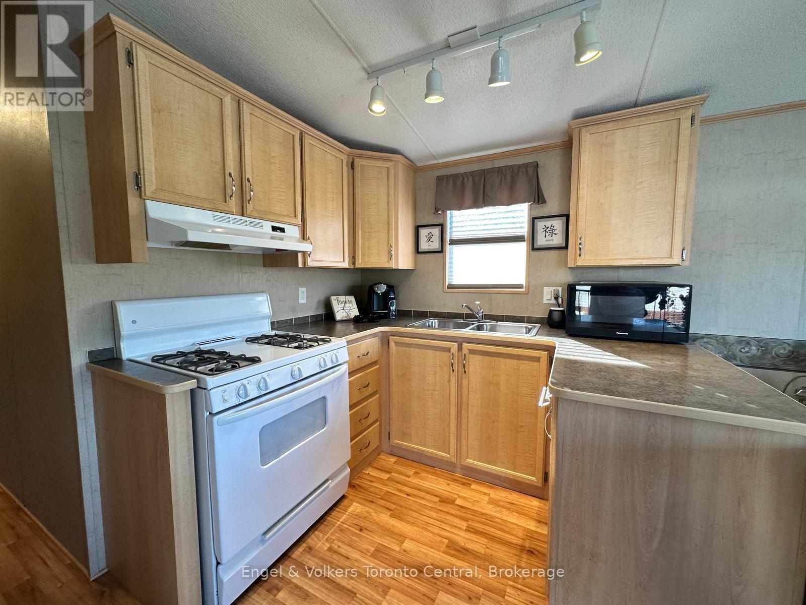 T103 - 7489 Sideroad 5 E, Wellington North, Ontario  N0G 2L0 - Photo 7 - X12863686