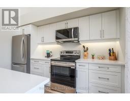 UNIT #5 - 3202 VIVIAN LINE 37 LANE, Stratford, Ontario