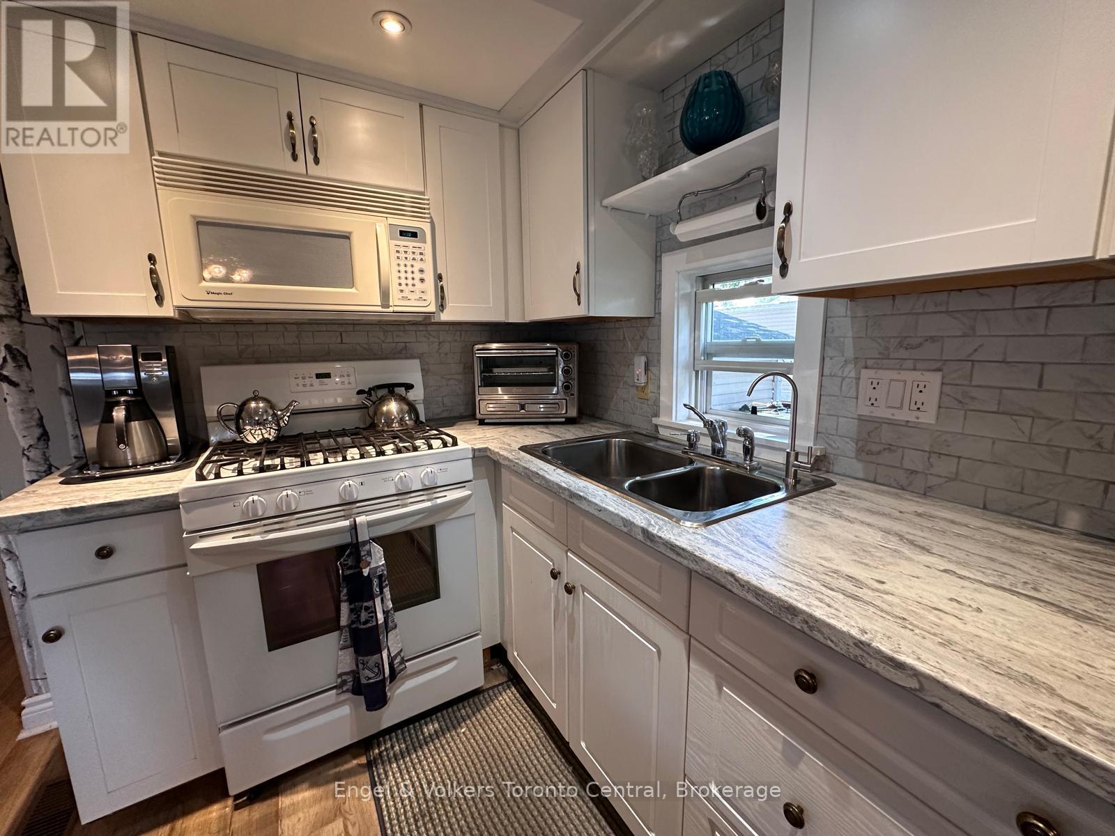 L 76 - 7489 Sideroad 5 E, Wellington North, Ontario  N0G 2L0 - Photo 10 - X12863986